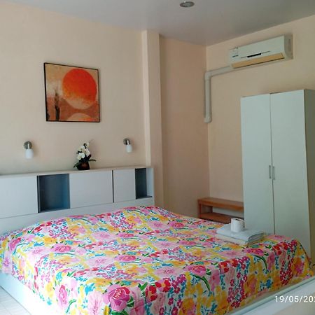 Belinda Home Ko Si Chang Exterior photo